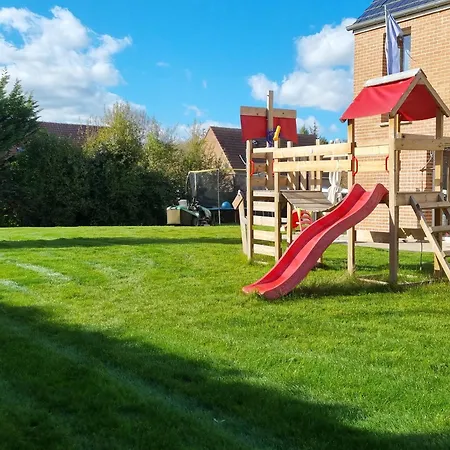 La Maison Lumineuse Homestay *