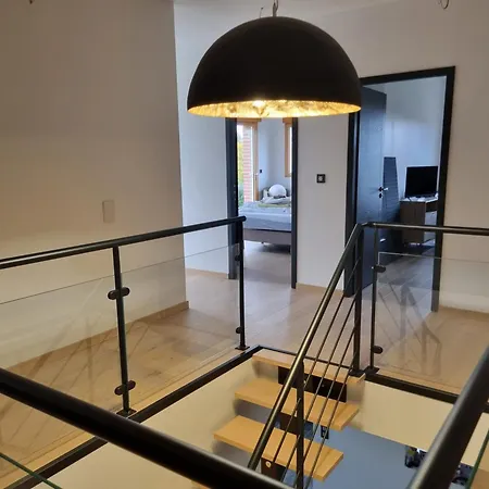 La Maison Lumineuse *